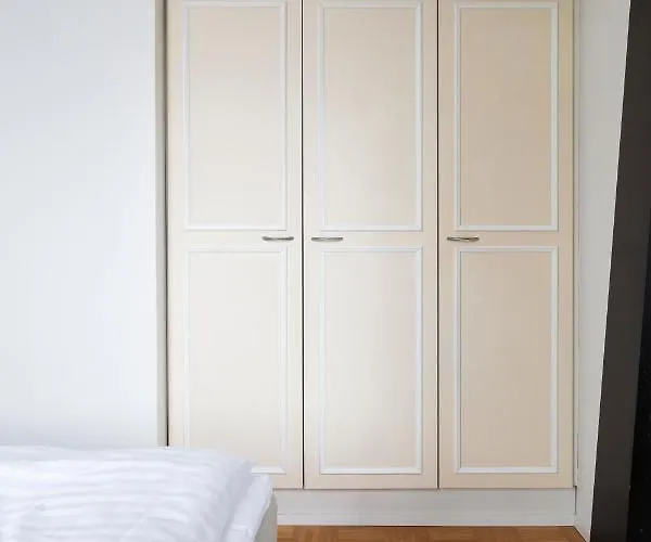 Poista 2ndhomes 1br In Center Apartmán *